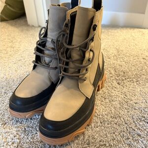 Sorel Brex Lace Boot